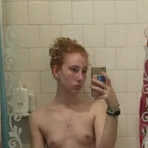 firecrotchcutie's nudes and profile