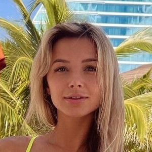 Franceska Fournier's nudes and profile