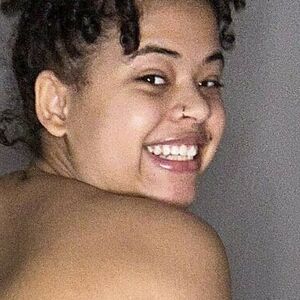 Gia Gold's nudes and profile