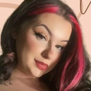 gxddessxxo's nudes and profile