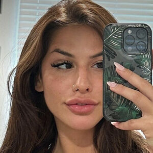 Hailey Rain's nudes and profile