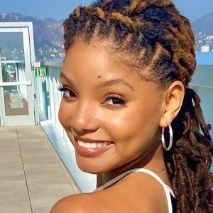 Halle Bailey's nudes and profile