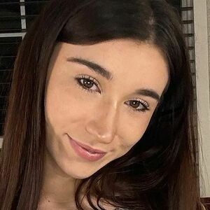 hazelandjuicyx's nudes and profile