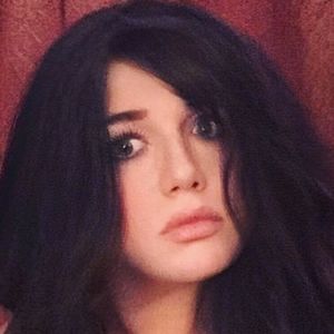 Heather Beck's nudes and profile