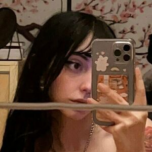honeydrea's nudes and profile