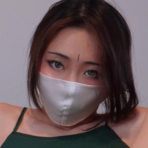 Hongkongdoll's nudes and profile