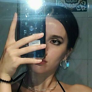 hotlexxxi's nudes and profile