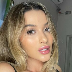Jackie Babigirl's nudes and profile