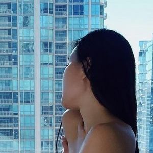 Jeannie Elise Mai's nudes and profile