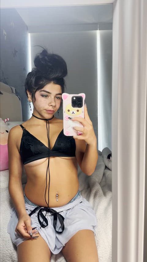 jennycruzzz's nudes and profile
