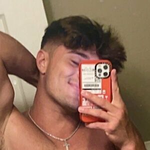 jfit98's nudes and profile