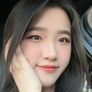Juwia's nudes and profile