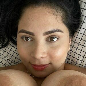 Kim Velez's nudes and profile