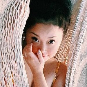 Lana Condor's nudes and profile