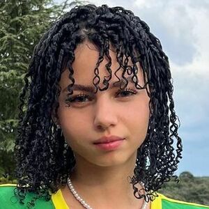 Larissa Kimberly's nudes and profile