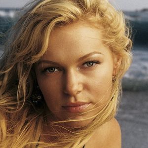 Laura Prepon