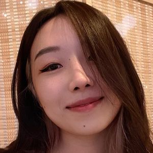 Leesherwhy's nudes and profile