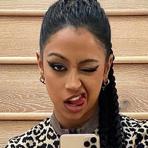 Liza Koshy's nudes and profile