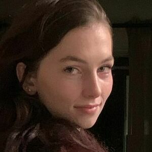 Lizzydm's nudes and profile