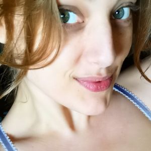 Lottii Rose's nudes and profile