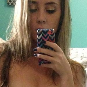 Maddy Chunes's nudes and profile