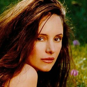 Madeleine Stowe's nudes and profile
