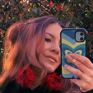 Magpiiee's nudes and profile
