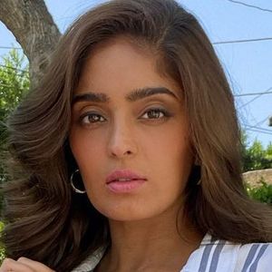 Mandeep Dhillon's nudes and profile