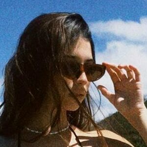 Martumartin's nudes and profile