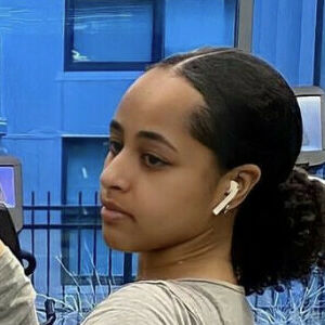 Meskyk's nudes and profile