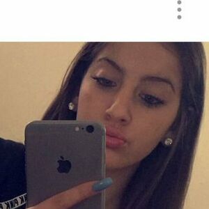missforeignbooty's nudes and profile