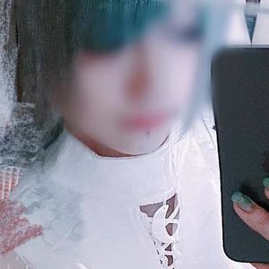 Mokumoku_Free 烟's nudes and profile