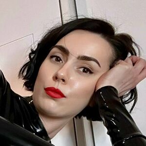 monica_de_mistress's nudes and profile