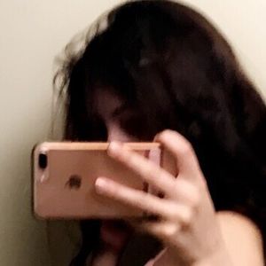 moonstreuxx's nudes and profile