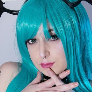 Moonyourwaifu's nudes and profile