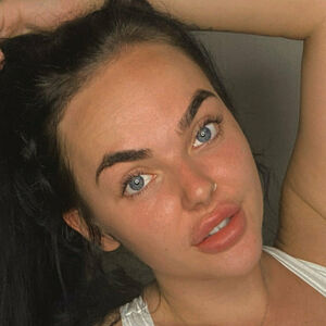 nancywood2's nudes and profile