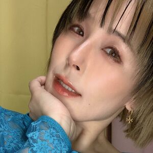Nanin25791's nudes and profile