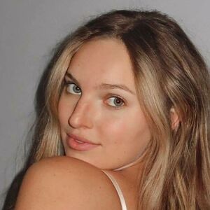 Nicole Spiller's nudes and profile