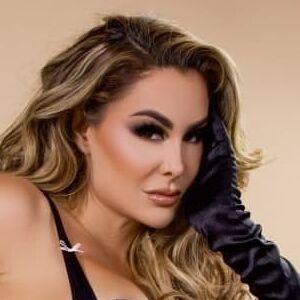 Ninel Conde's nudes and profile