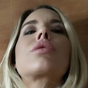 Olivia Austin's nudes and profile