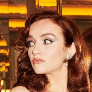 Olivia Cooke's nudes and profile