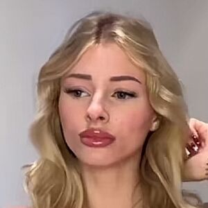 onlyylisha's nudes and profile