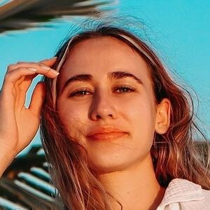 Paulina Wallner's nudes and profile