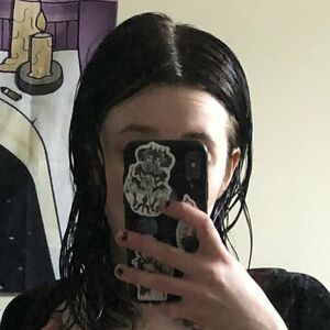 pixiegoth's nudes and profile