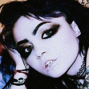 prettyinpxrn2.0's nudes and profile