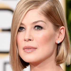 Rosamund Pike's nudes and profile