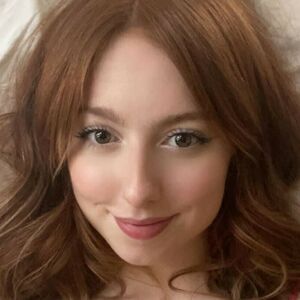 Rosie Fae's nudes and profile
