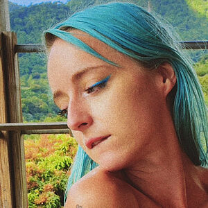 Sallyjanerain's nudes and profile