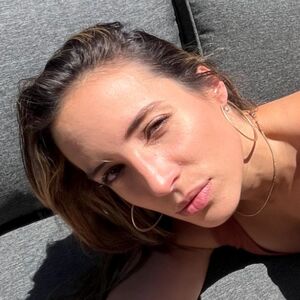 Samantha Lacey's nudes and profile