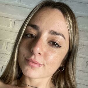 Sara Core's nudes and profile